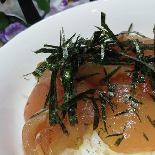 味どうらくで、簡単まぐろの漬け丼